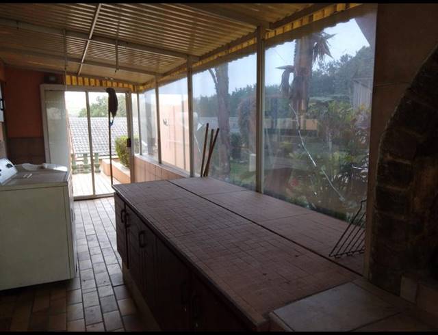 4 BEDROOM TOWNHOUSE FOR SALE IN HIBBERDENE